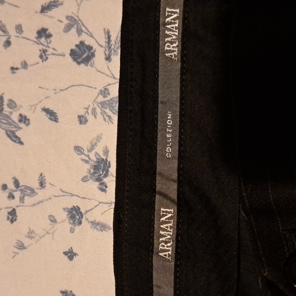 Armani Collezioni black - Picture 8 of 11